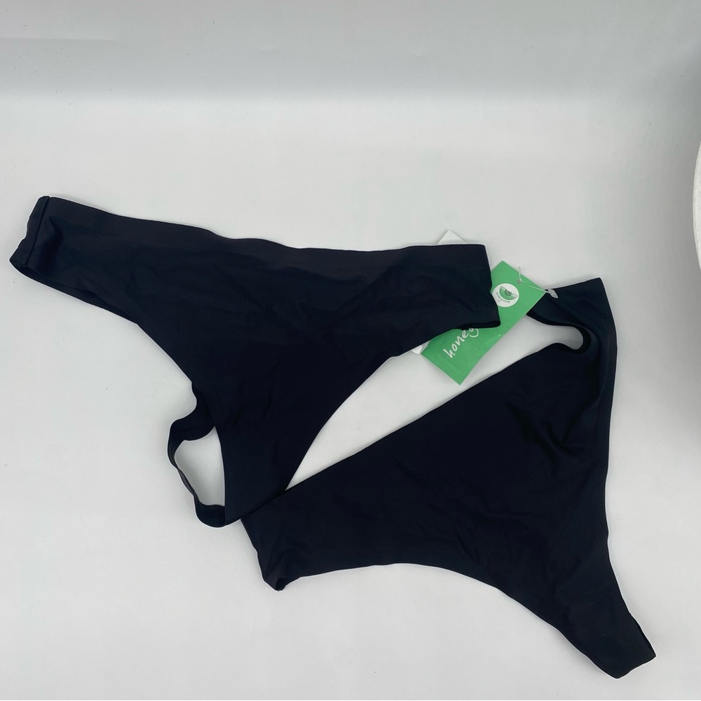 HONEYDEW Women's Skinz sleek soft tagless Thong in black set of 2 NEW
